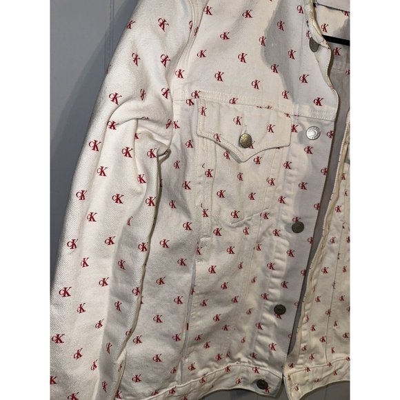Calvin Klein Logo Jeans Trucker Jacket Red Monogram CK Logo Denim Distressed - Picture 4 of 10